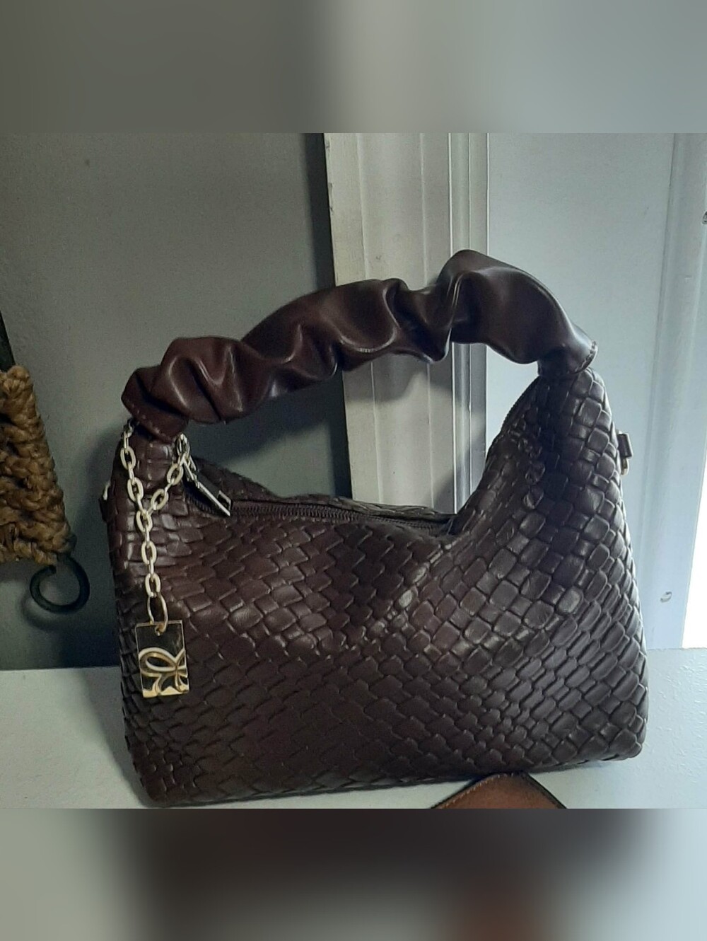 THE UNBRANDED BRAND "Kelly' Woven Cloud☁️Hobo Convertible Clutch